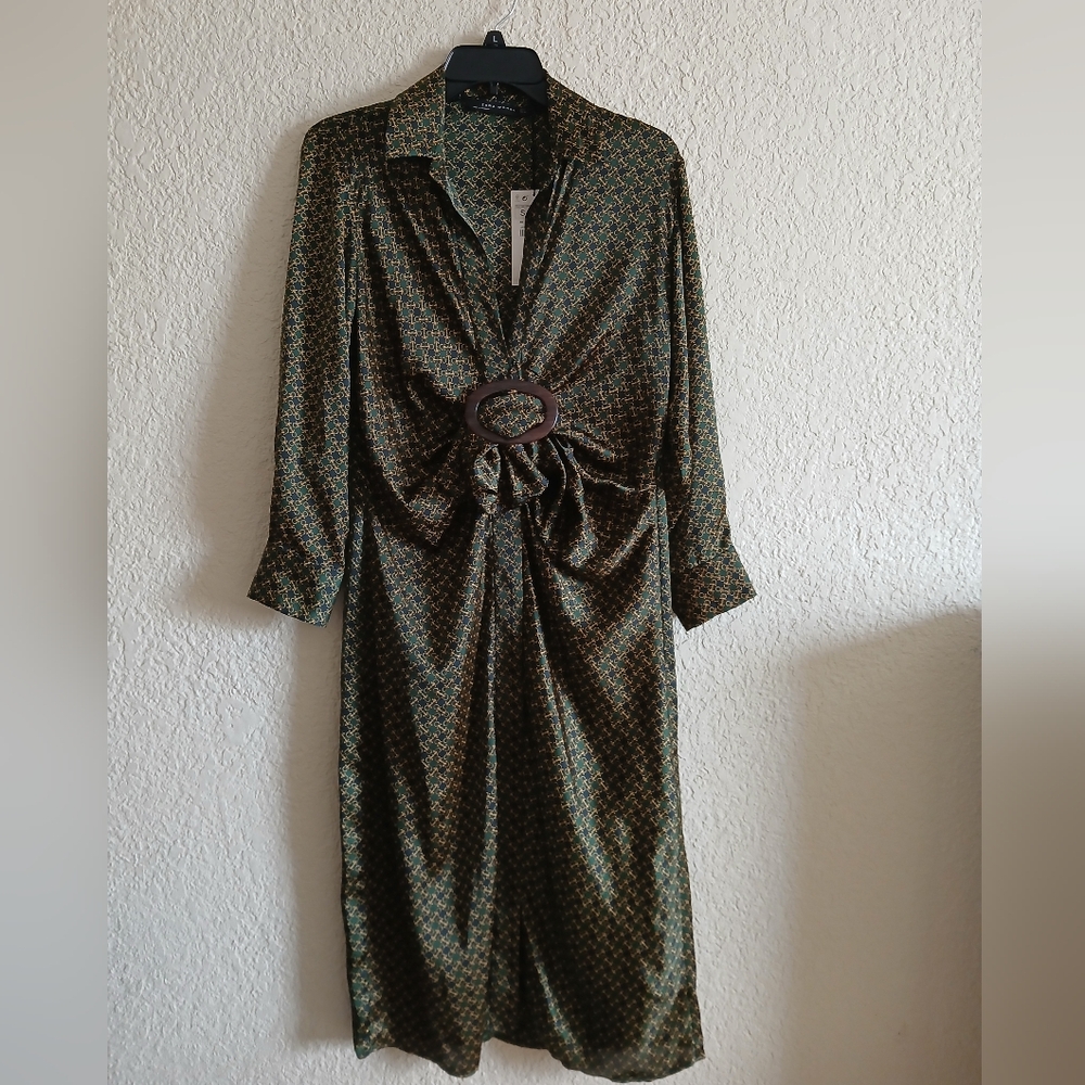 Zara Dress - Picture 3 of 8